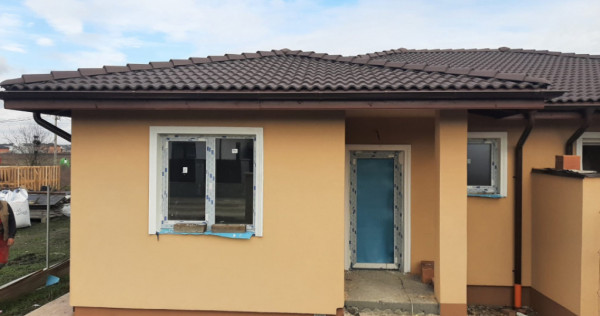 Duplex cu 4 camere, Pozitie excelenta - Mosnita Noua