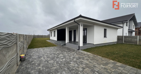 Casa individuala pe parter cu 4 camere, 105 mp, in Mosnita V