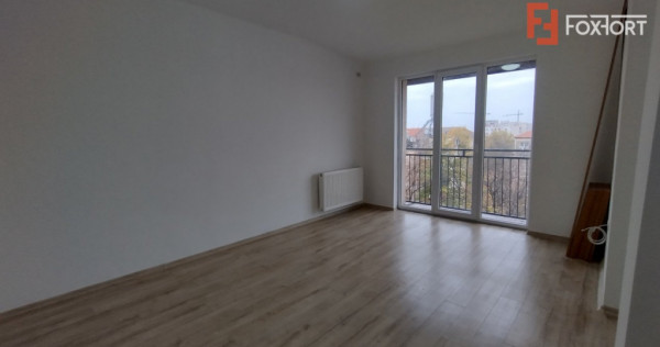 Apartament 3 camere la mansarda - 75mp utili, Zona Aradului
