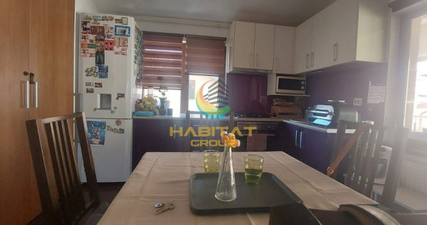 Apartament 3 camere decomandat situat in Vila!