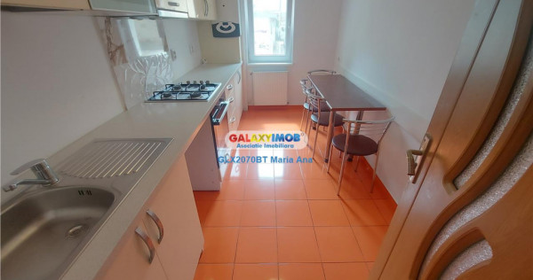 Apartament 3 camere, zona Mall!