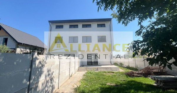 Duplex premium de vanzare-4 camere-Teren 250mp