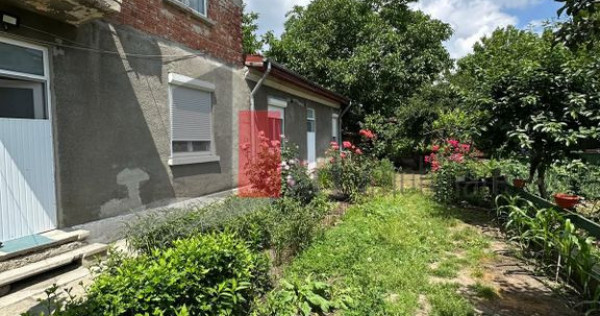 Apartament in casa zona 13 septembrie