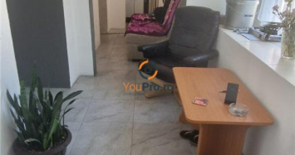 Decomandat 2 Camere / Curte Comuna cu Loc de Parcare / Zona
