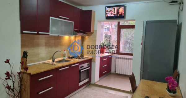 C5-DE INCHRIAT APARTAMENT 3 CAMERE, DECOMANDAT,MOBILAT SI U