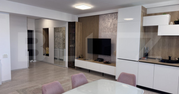 Apartament cu 3 camere, 82.80, zona Albert