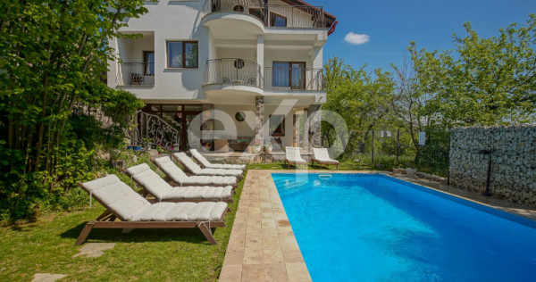 Vila deosebită cu piscina pe Drumul Poienii, Braşov