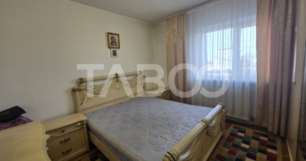 Apartament 2 camere de inchiriat 52 mp decomandat balcon Str