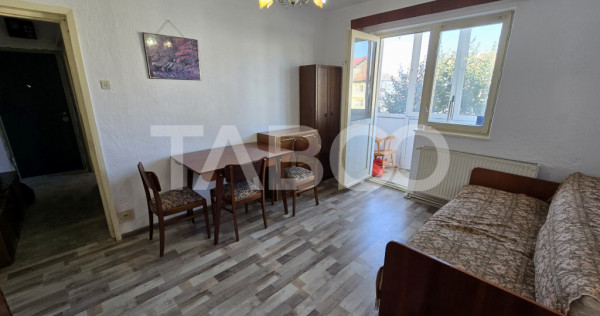 Apartament 2 camere de vanzare cu balcon in zona Ciresica di