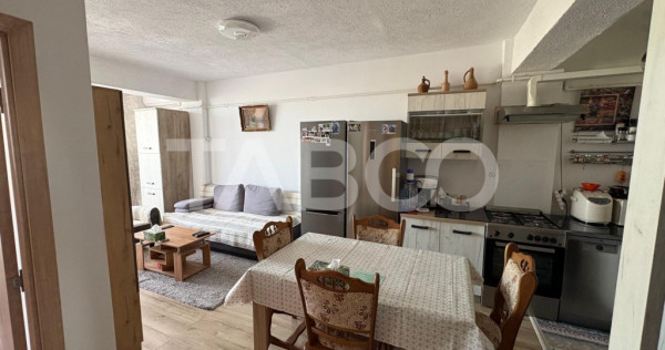 Apartament 2 camere 39 mp utili decomandat mobilat utilat ba