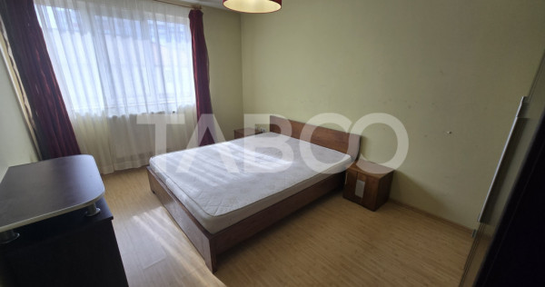 Apartament cu 3 camere mobilate si utilate de vanzare in zon