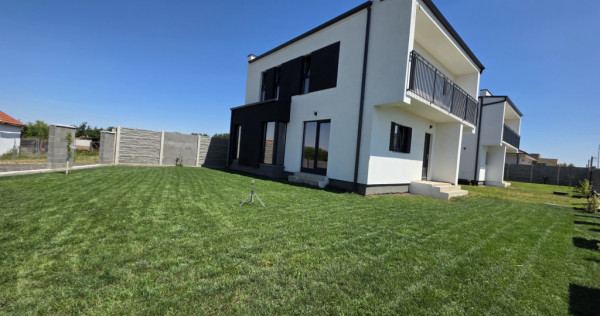 Duplex 5 camere | despartit prin garaj, 117 mp utili | teren