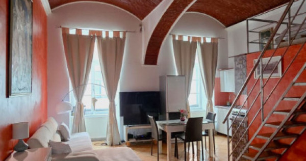 Apartament et 1 -56 mp-Cladire istorica-Parcare in curte-Pia
