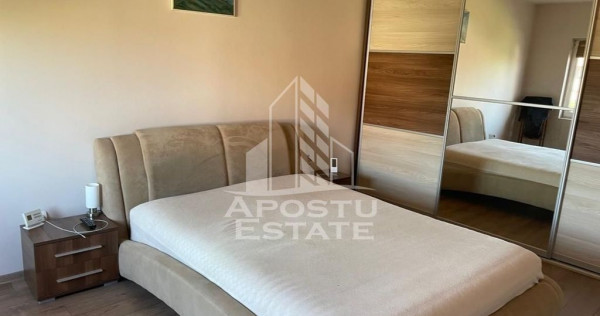 Apartament 3 camere ,de inchiriat , Loc de parcare ,Dumbravita