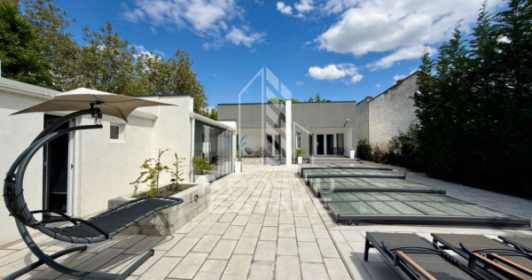 Casa individuala de lux, cu piscina, de vanzare, zona Lunei Timisoara
