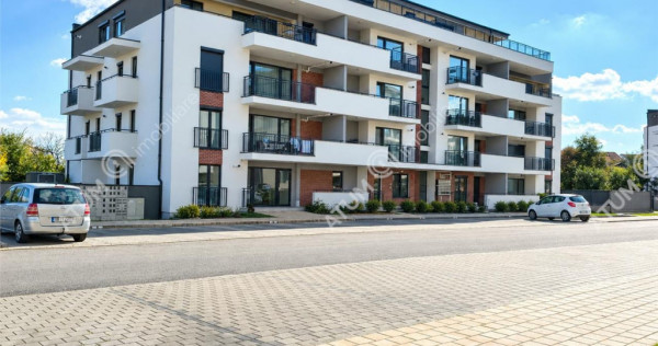 Spatiu comercial de 59 mp cu terasa 55 mp si 2 locuri de par
