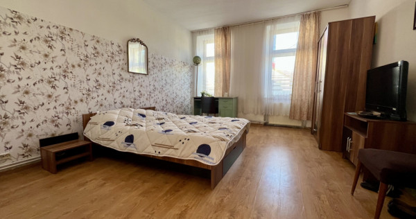 Apartament, 32 mp utili, curte comuna, parter, boxa - Zona E
