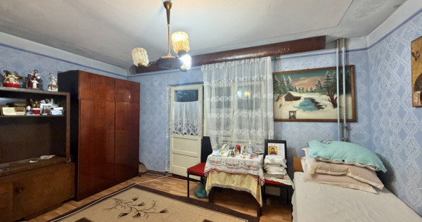 Apartament 1 camera, decomandat, etaj 2, zona Soarelui