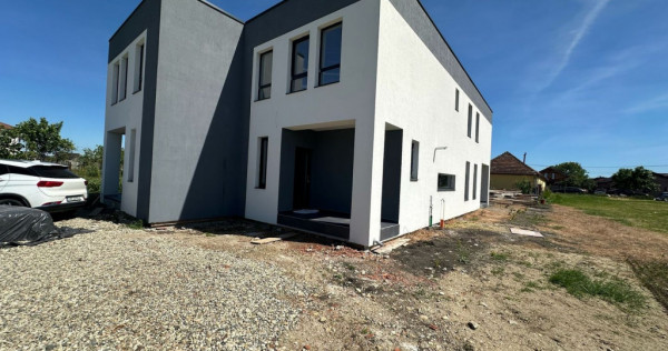 Duplex | Parter + Etaj | Toate utilitatile | Curte generoasa