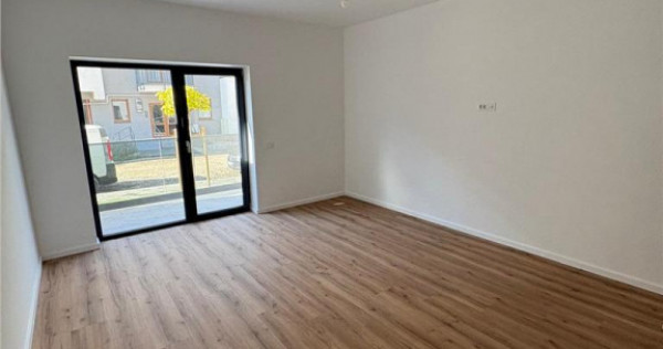 Apartament de 2 camere in Tractorul