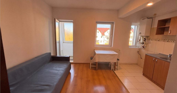 Apartament 3 camere, scara interioara-zona Garii