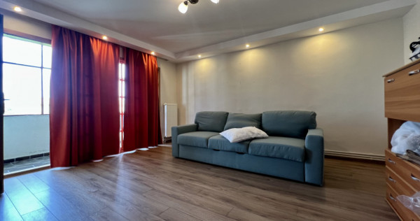 Apartment cu 3 camere, 73 mp utili, decomandat - zona Bucov