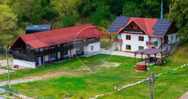 Pensiune cu spații multiple și potențial de dezvoltare - Zona Codlea