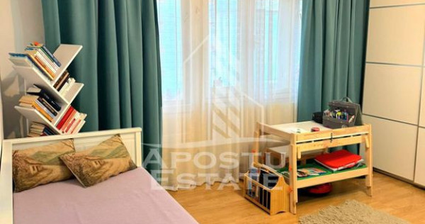 Apartament cu 1 camera de vanzare, etaj intermediar, zona Bucovina