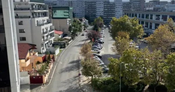 &Icirc;nchiriez garsoniwrea