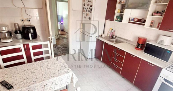 GIROCULUI - 3 camere - 2 bai - 2 balcoane - centrala proprie