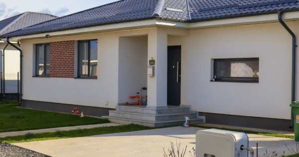 ULTIMELE CASE 4 camere ,510 mp curte, 115 mpu,Balotesti, TVA inclus