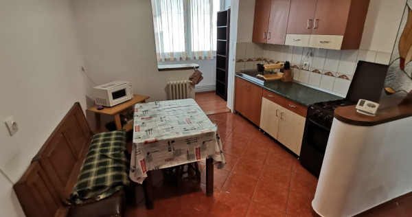 FF/718 Apartament cu 3 camere în Tg Mures - Cornișa
