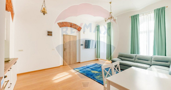 Apartament cu 2 camere de închiriat în zona Ultracentral