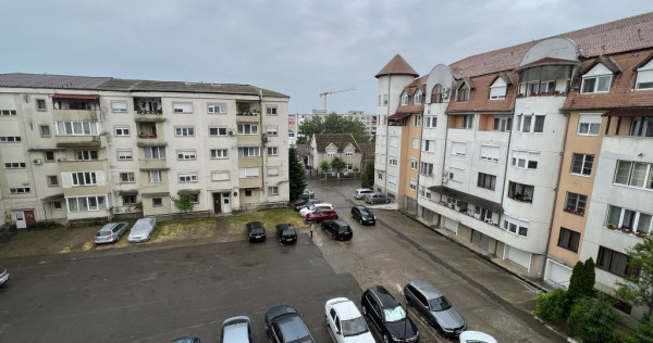 Apartament cu 3 camere situat ultracentral în Marghita