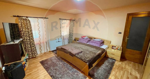 Apartament la casa/curte comuna ultracentral