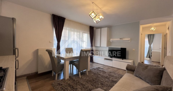 Apartament cu 3 camere, 2 balcoane, parcare, Str. Mircea Eli