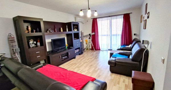Apartament 3 camere, 82mp+ 60mp pod cu CF, 2 bai, parcare, z