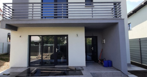 Casa Focsani-Parter +Etaj,4Dormitoare 2Bai,Living Open-space