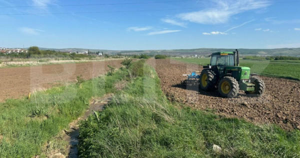 Teren 2845 mp, intravilan și extravilan, zona Recea &ndash; Alb