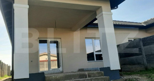 Duplex de 3 camere pe parter, 320 mp teren, Mosnita Noua!