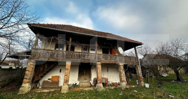 Casa 3 camere, zona Balanesti, teren 2792mp