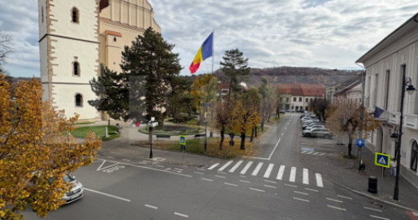 Apartament 3 camere, 70MP Piata Centrala