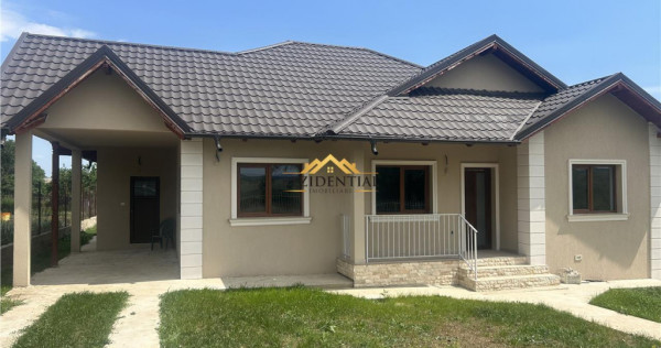 CASA SUPERBA - CERVICESTI (la doar 6 km de Botosani)