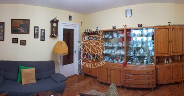 Apartament 3 camere 74 mp-etaj 3-balcon 10 mp-Zona Indepe...