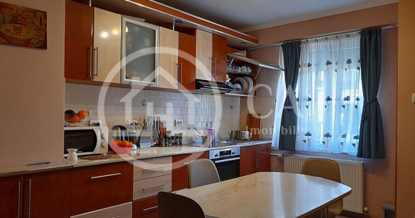 Apartament cu 4 camere de in Velenta Oradea