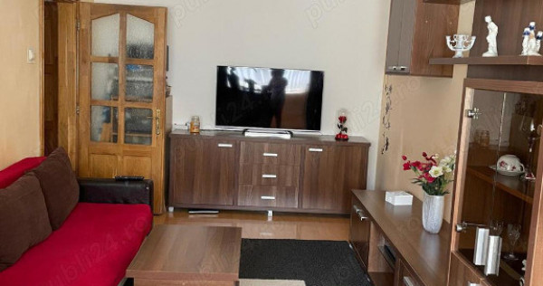 Apartament 3 camere, 2 bai - zona Racadau