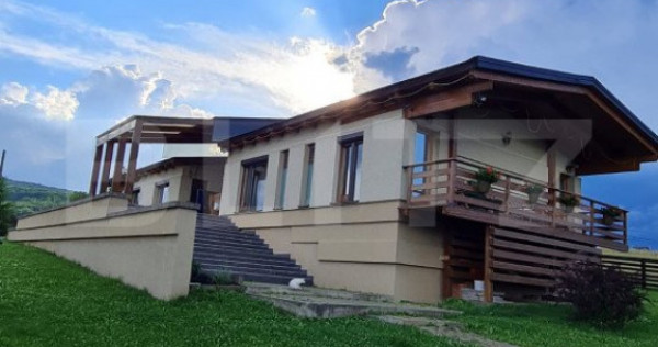 Casa vacanta 5 camere Paltinoasa, zona excelenta, in circuit