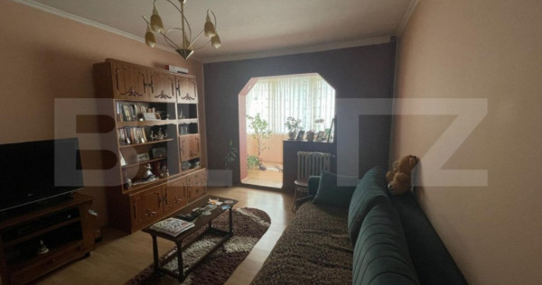 | Apartament de 3 camere | Mobilat si utilat | Florilor |