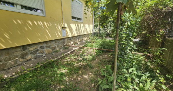 Casa cu teren de 455 m Valea Aurie