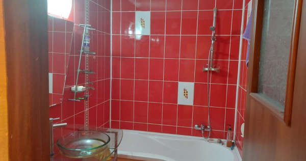 Sos.Berceni, Apartament 4 camere.Liber pentru mutare.